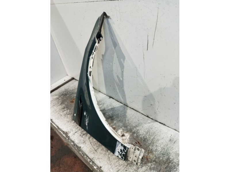 Recambio de aleta delantera derecha para land rover discovery v (l462) 2.0 sd4 4x4 referencia OEM IAM   