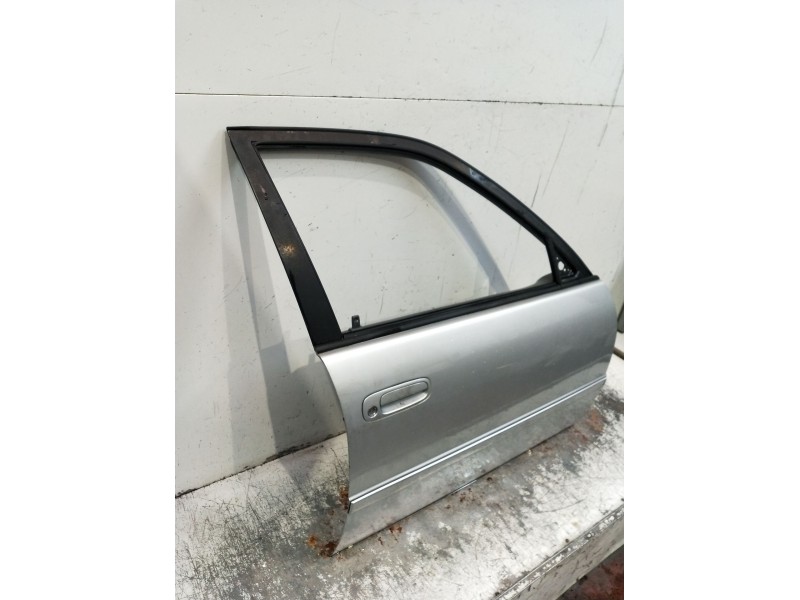 Recambio de puerta delantera derecha para toyota corolla liftback (_e11_) 2.0 d-4d (cde110_) referencia OEM IAM  5P 