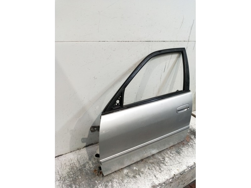 Recambio de puerta delantera izquierda para toyota corolla liftback (_e11_) 2.0 d-4d (cde110_) referencia OEM IAM  5P 