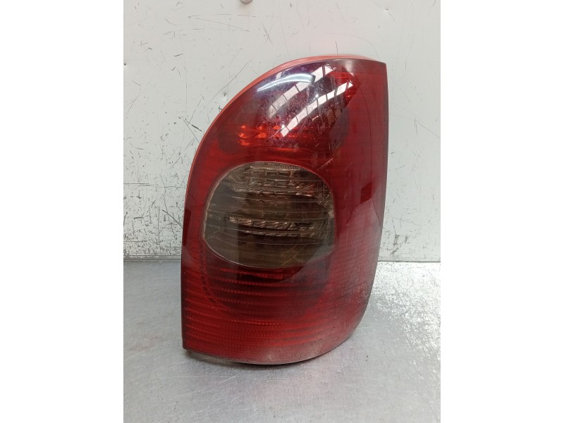 Recambio de piloto trasero derecho para citroën xsara picasso (n68) 1.6 hdi referencia OEM IAM 965000578002 89032868 