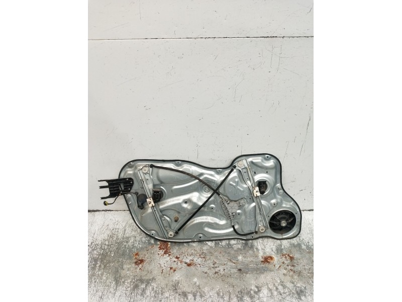 Recambio de elevalunas delantero derecho para kia pro cee´d (ed) 2.0 crdi 140 referencia OEM IAM 824801H370 3P 