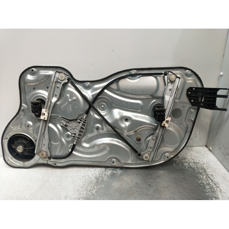 Recambio de elevalunas delantero izquierdo para kia pro cee´d (ed) 2.0 crdi 140 referencia OEM IAM 824701H320 3P 