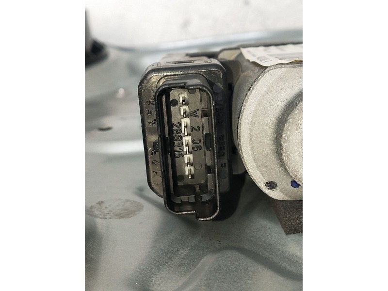 Recambio de elevalunas delantero izquierdo para kia pro cee´d (ed) 2.0 crdi 140 referencia OEM IAM 824701H320 3P 