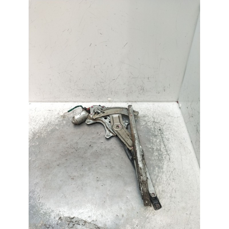 Recambio de elevalunas delantero derecho para toyota corolla liftback (_e11_) 2.0 d-4d (cde110_) referencia OEM IAM  5P 