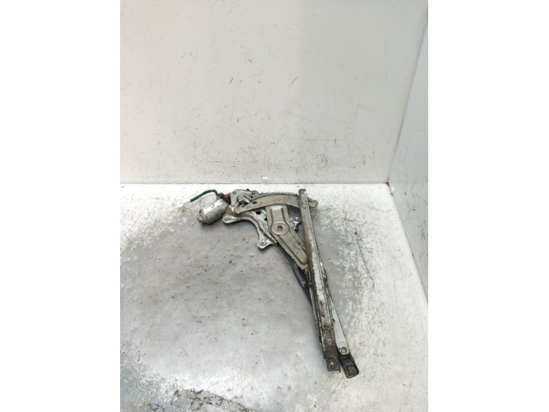 Recambio de elevalunas delantero derecho para toyota corolla liftback (_e11_) 2.0 d-4d (cde110_) referencia OEM IAM  5P 