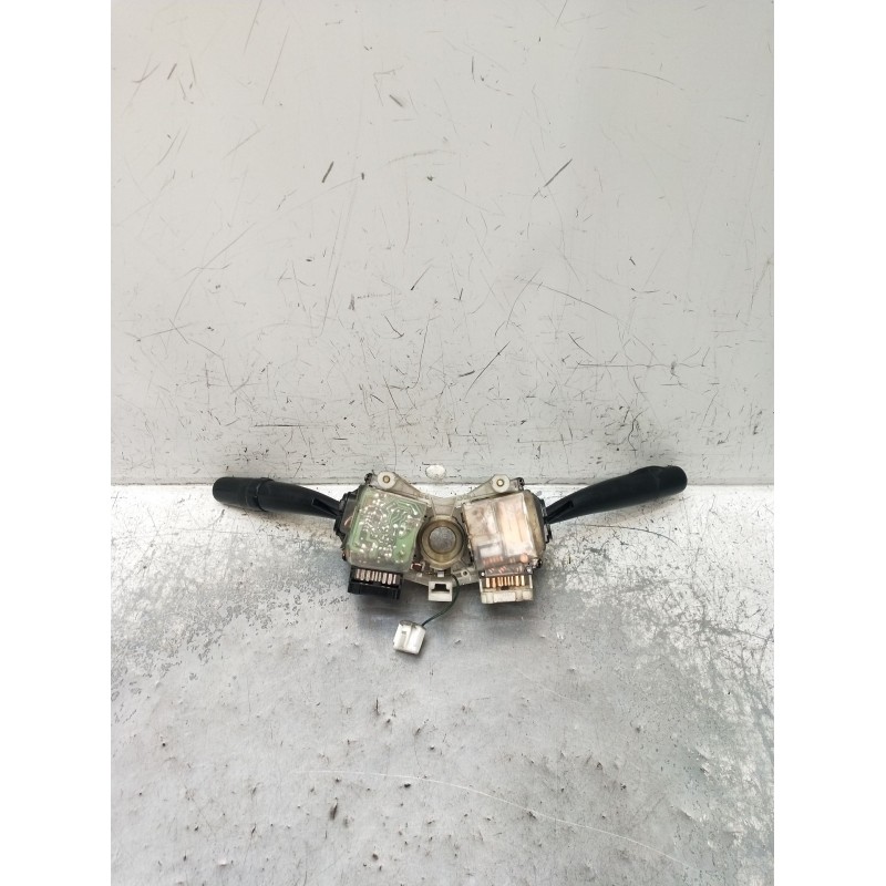 Recambio de mando luces para toyota corolla liftback (_e11_) 2.0 d-4d (cde110_) referencia OEM IAM   