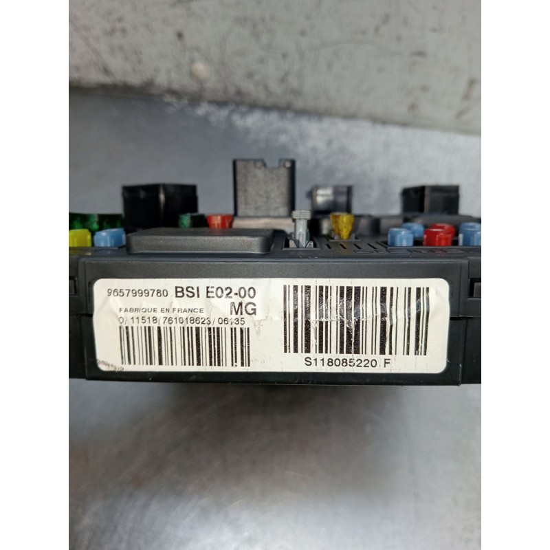 Recambio de caja reles / fusibles para citroën xsara picasso (n68) 1.6 hdi referencia OEM IAM 9657999780 BSIE0200 