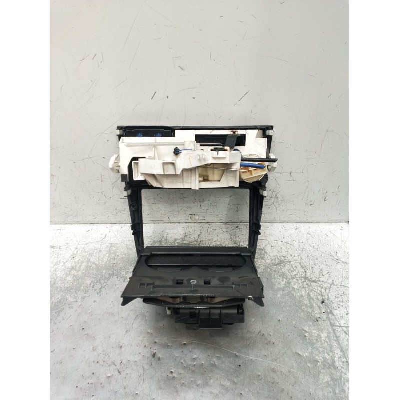 Recambio de mando calefaccion / aire acondicionado para toyota corolla liftback (_e11_) 2.0 d-4d (cde110_) referencia OEM IAM   