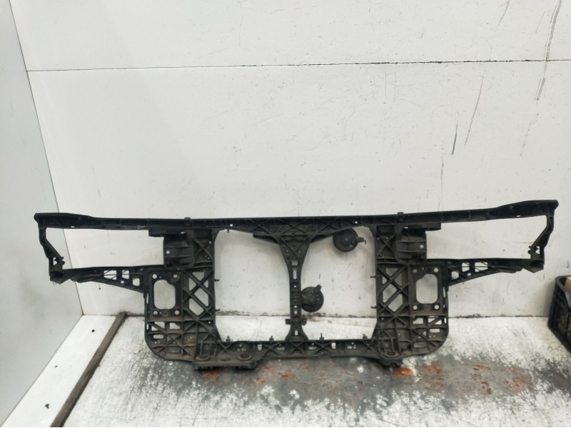 Recambio de panel frontal para kia pro cee´d (ed) 2.0 crdi 140 referencia OEM IAM   