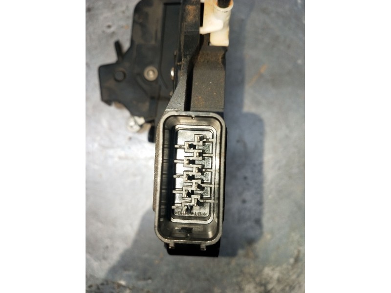 Recambio de motor cierre centralizado trasero derecho para land rover freelander 2 (l359) 2.2 td4 4x4 referencia OEM IAM 7H5A264