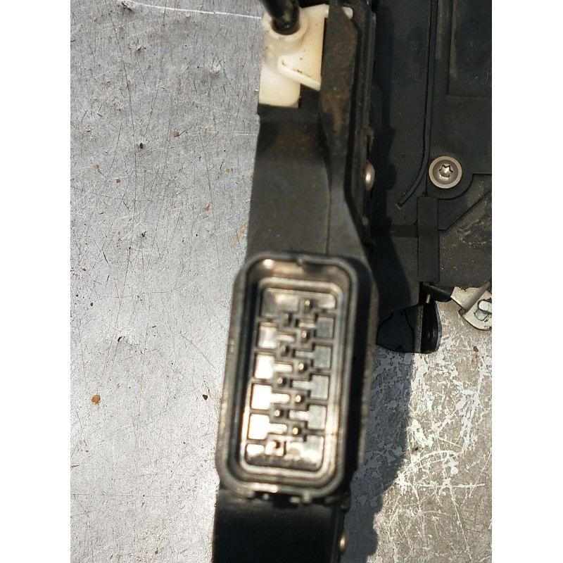 Recambio de motor cierre centralizado trasero izquierdo para land rover freelander 2 (l359) 2.2 td4 4x4 referencia OEM IAM 7H5A2