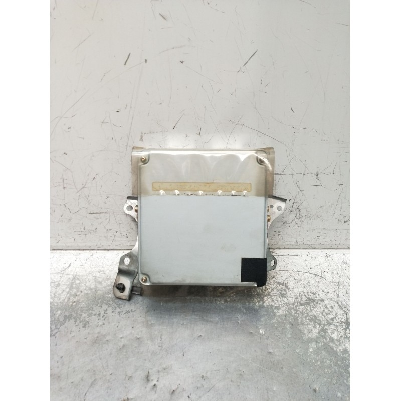 Recambio de centralita motor uce para toyota corolla liftback (_e11_) 2.0 d-4d (cde110_) referencia OEM IAM 1758005041 896661232