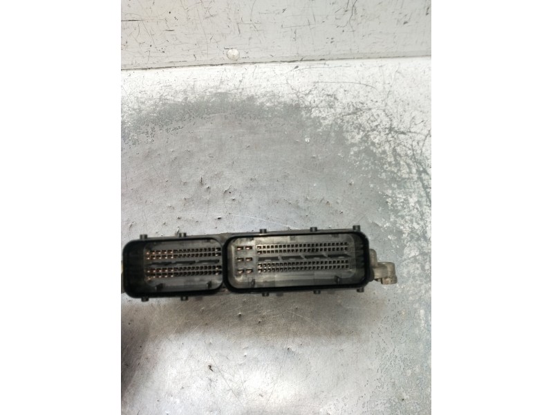 Recambio de centralita motor uce para kia pro cee´d (ed) 2.0 crdi 140 referencia OEM IAM 0281013570 3911327710 13240064