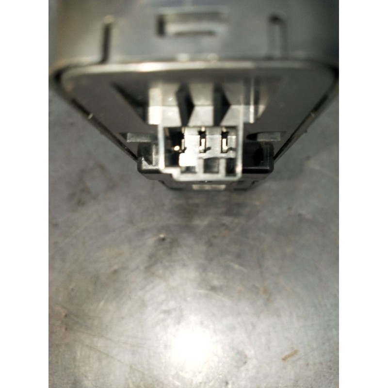 Recambio de mando elevalunas delantero izquierdo para land rover freelander 2 (l359) 2.2 td4 4x4 referencia OEM IAM AH2214540AC 