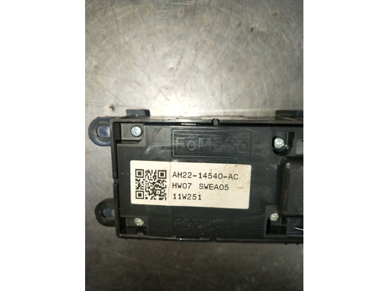 Recambio de mando elevalunas delantero izquierdo para land rover freelander 2 (l359) 2.2 td4 4x4 referencia OEM IAM AH2214540AC 