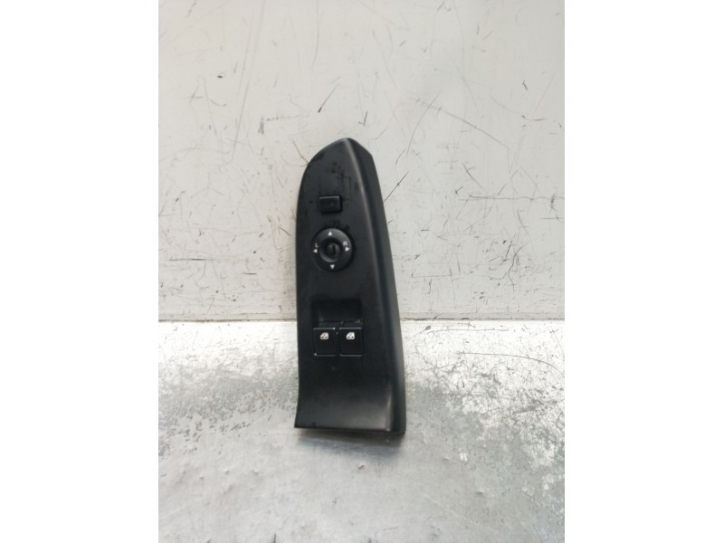 Recambio de mando elevalunas delantero izquierdo para kia pro cee´d (ed) 2.0 crdi 140 referencia OEM IAM  3P 