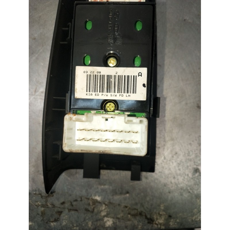 Recambio de mando elevalunas delantero izquierdo para kia pro cee´d (ed) 2.0 crdi 140 referencia OEM IAM  3P 