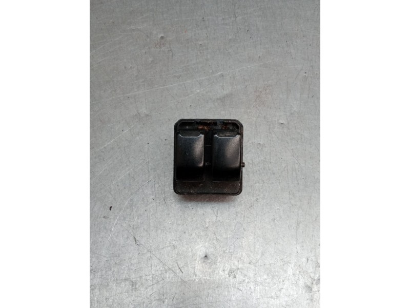 Recambio de mando elevalunas delantero izquierdo para chevrolet matiz (m200, m250) 0.8 referencia OEM IAM 621W04750  