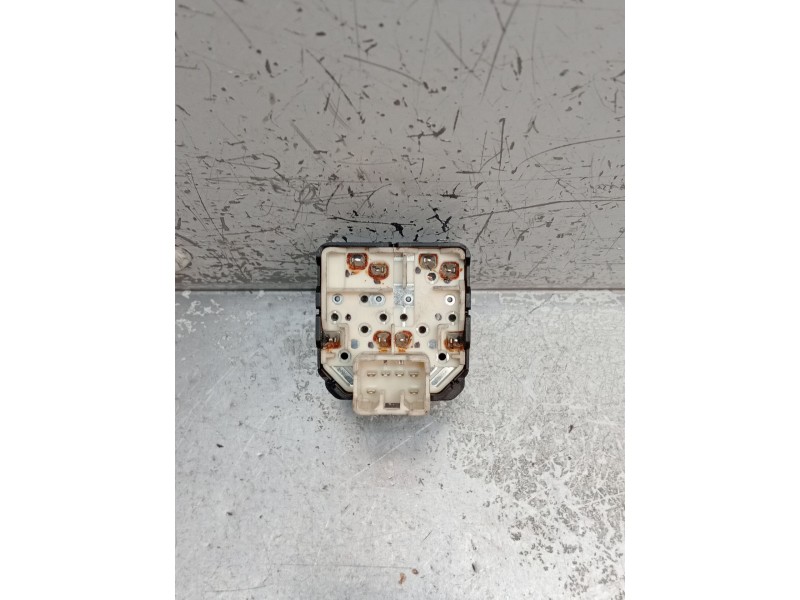 Recambio de mando elevalunas delantero izquierdo para chevrolet matiz (m200, m250) 0.8 referencia OEM IAM 621W04750  