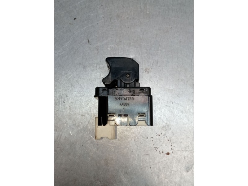 Recambio de mando elevalunas delantero izquierdo para chevrolet matiz (m200, m250) 0.8 referencia OEM IAM 621W04750  