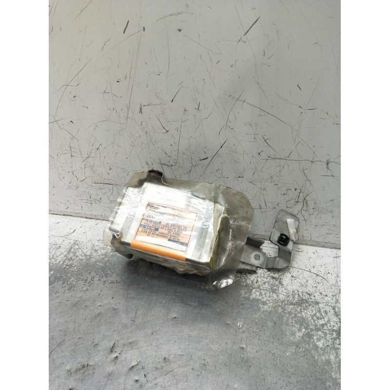 Recambio de centralita airbag para toyota corolla liftback (_e11_) 2.0 d-4d (cde110_) referencia OEM IAM 8917013020 2310001890 