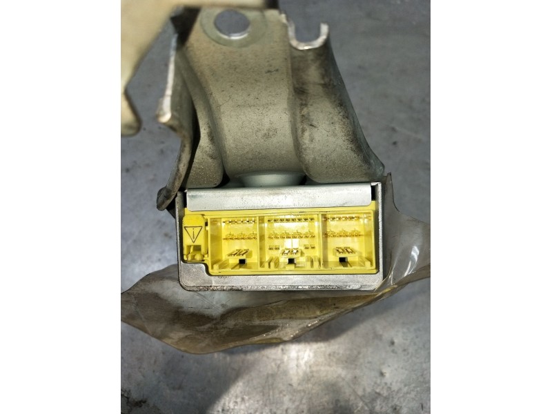 Recambio de centralita airbag para toyota corolla liftback (_e11_) 2.0 d-4d (cde110_) referencia OEM IAM 8917013020 2310001890 