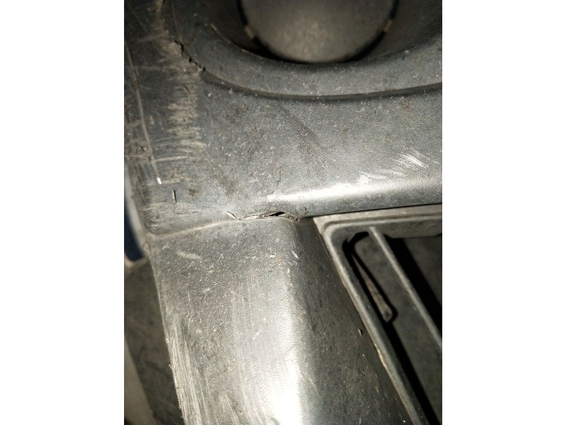 Recambio de paragolpes delantero para dacia dokker furgoneta/monovolumen 1.6 lpg referencia OEM IAM  VER FOTOS 