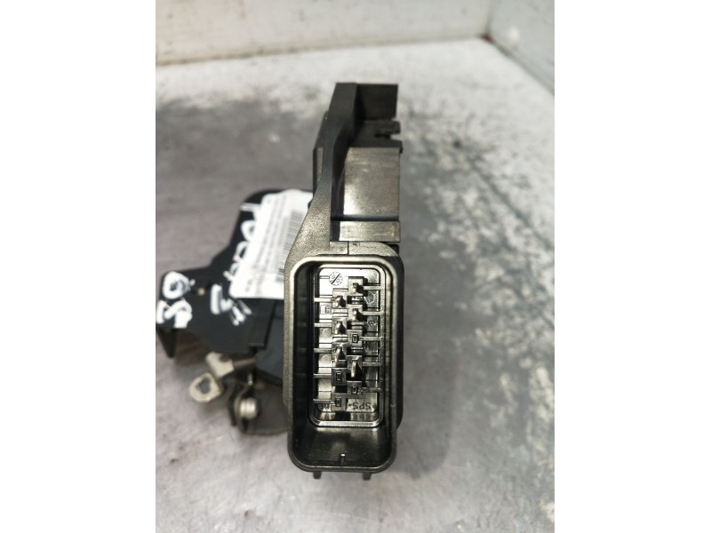 Recambio de motor cierre centralizado delantero derecho para ford focus berlina (cap) ambiente (d) referencia OEM IAM  5P 