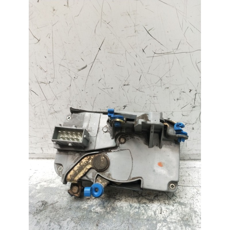 Recambio de cerradura puerta delantera derecha para citroën xantia berlina 2.0 hdi 90/110 image referencia OEM IAM   