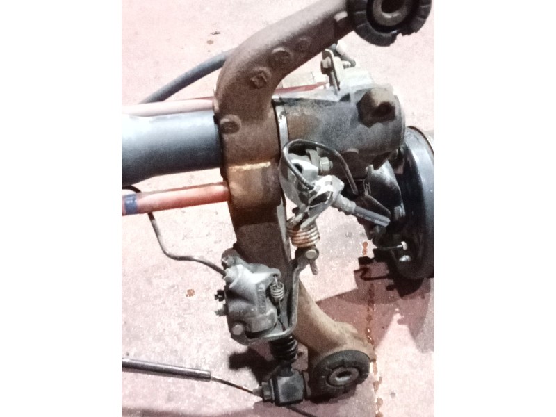 Recambio de puente trasero para peugeot 206 hatchback (2a/c) 1.4 i referencia OEM IAM TAMBOR  