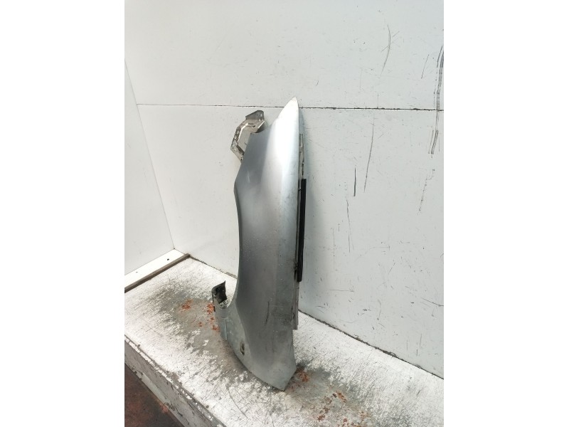 Recambio de aleta delantera izquierda para audi a4 b5 (8d2) 1.9 tdi referencia OEM IAM   