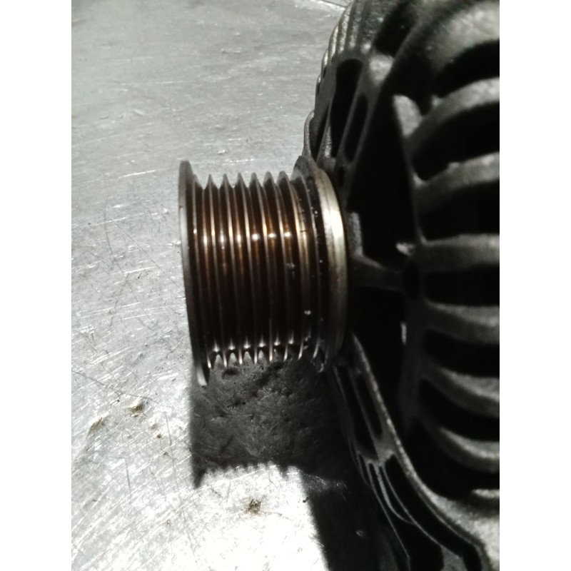 Recambio de alternador para renault megane ii coupé-cabriolet (em0/1_) 1.9 dci referencia OEM IAM   