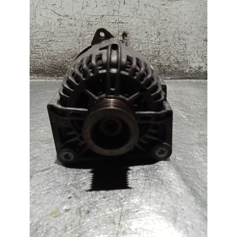 Recambio de alternador para renault megane ii coupé-cabriolet (em0/1_) 1.9 dci referencia OEM IAM   