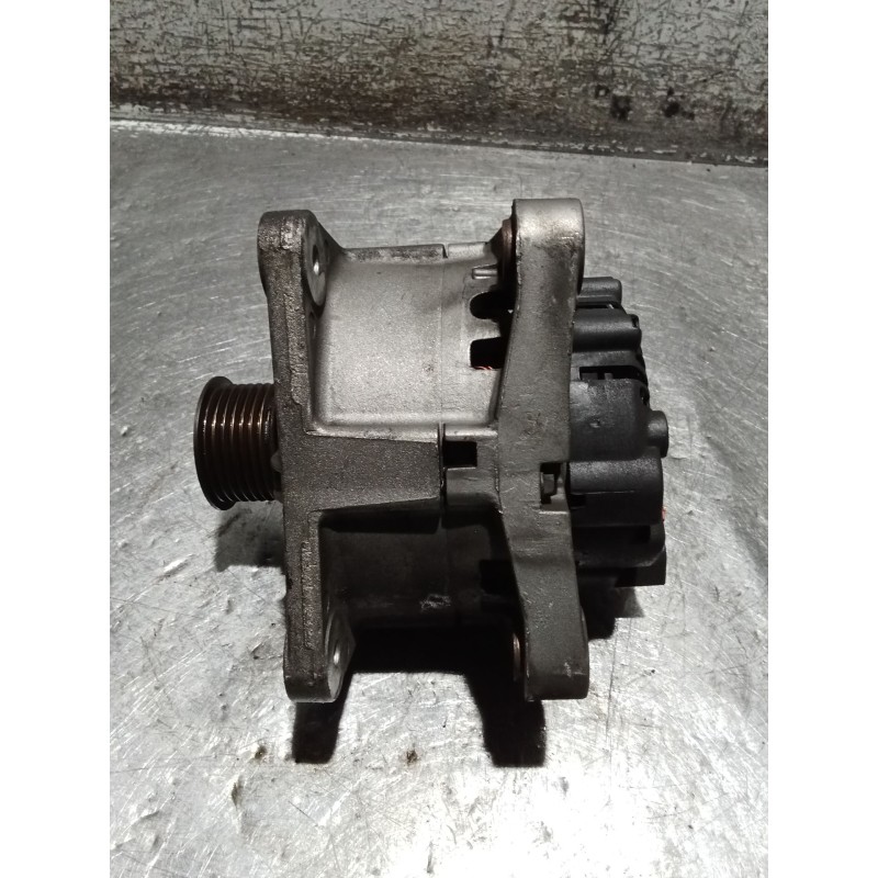 Recambio de alternador para renault megane ii coupé-cabriolet (em0/1_) 1.9 dci referencia OEM IAM   