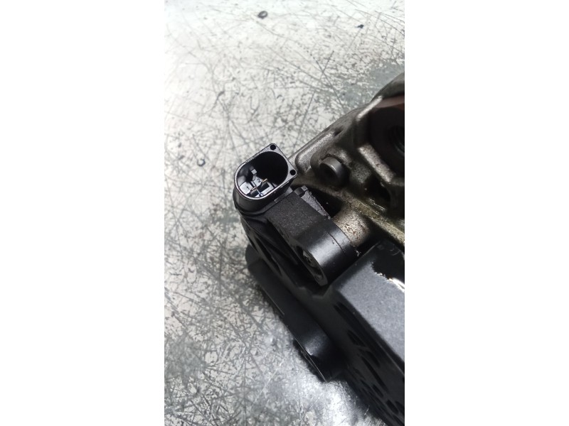 Recambio de alternador para land rover freelander 2 (l359) 2.2 td4 4x4 referencia OEM IAM   