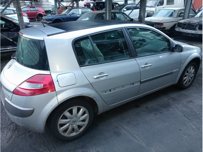 renault megane ii berlina 5p del año 2006