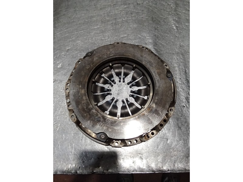 Recambio de kit embrague para renault megane iii coupé (dz0/1_) 1.2 tce (dz2b, dz11) referencia OEM IAM 301016812R  