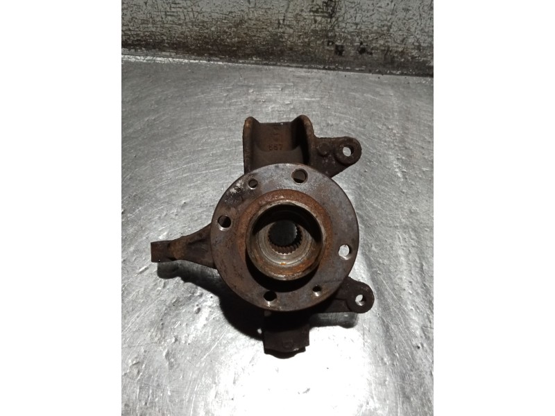 Recambio de mangueta delantera derecha para renault megane ii coupé-cabriolet (em0/1_) 1.9 dci referencia OEM IAM   