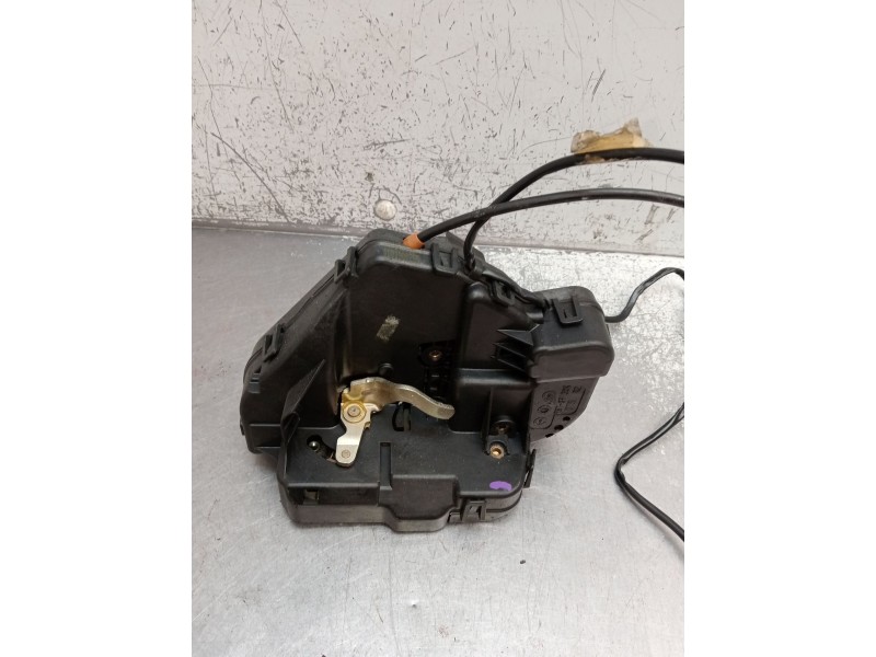 Recambio de motor cierre centralizado trasero derecho para mercedes-benz clase c (w203) c 200 kompressor (203.045) referencia OE