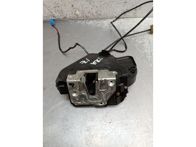 Recambio de motor cierre centralizado trasero izquierdo para mercedes-benz clase c (w203) c 200 kompressor (203.045) referencia 