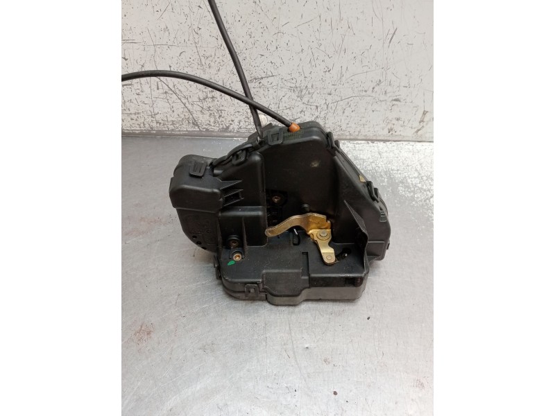 Recambio de motor cierre centralizado trasero izquierdo para mercedes-benz clase c (w203) c 200 kompressor (203.045) referencia 