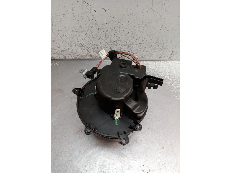 Recambio de motor calefaccion para mercedes-benz clase c (w203) c 200 kompressor (203.045) referencia OEM IAM   