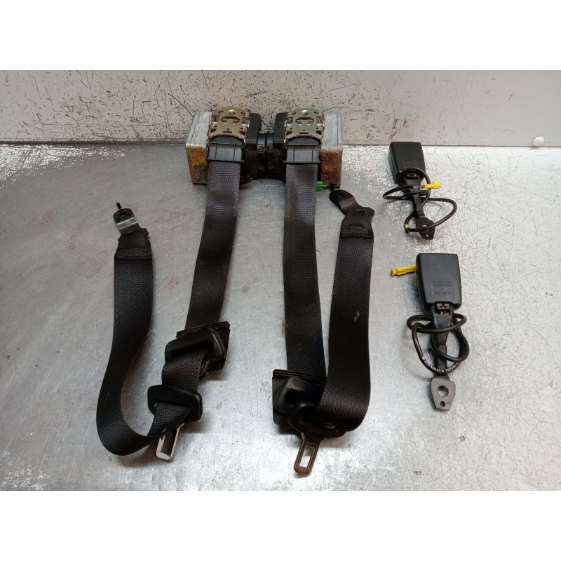 Recambio de juego cinturones delantero para mercedes-benz clase c (w203) c 200 kompressor (203.045) referencia OEM IAM  4P 