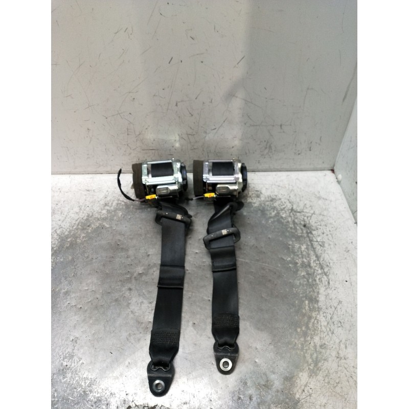 Recambio de juego cinturones trasero para land rover discovery v (l462) 2.0 sd4 4x4 referencia OEM IAM  5P 