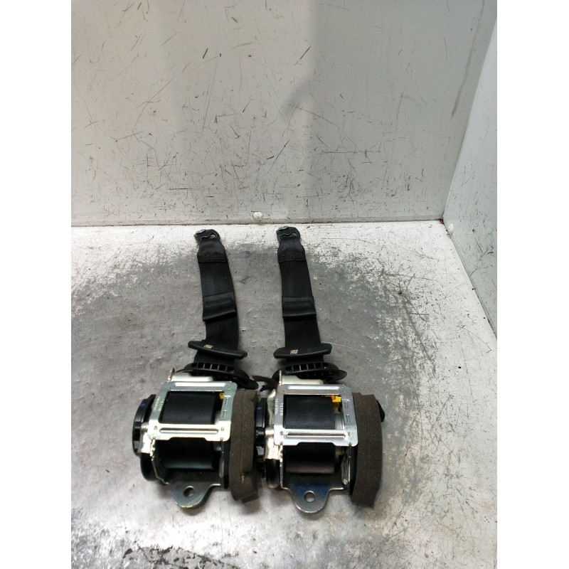 Recambio de juego cinturones trasero para land rover discovery v (l462) 2.0 sd4 4x4 referencia OEM IAM  5P 