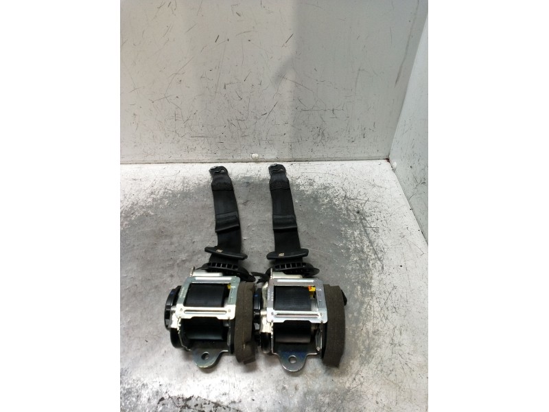 Recambio de juego cinturones trasero para land rover discovery v (l462) 2.0 sd4 4x4 referencia OEM IAM  5P 