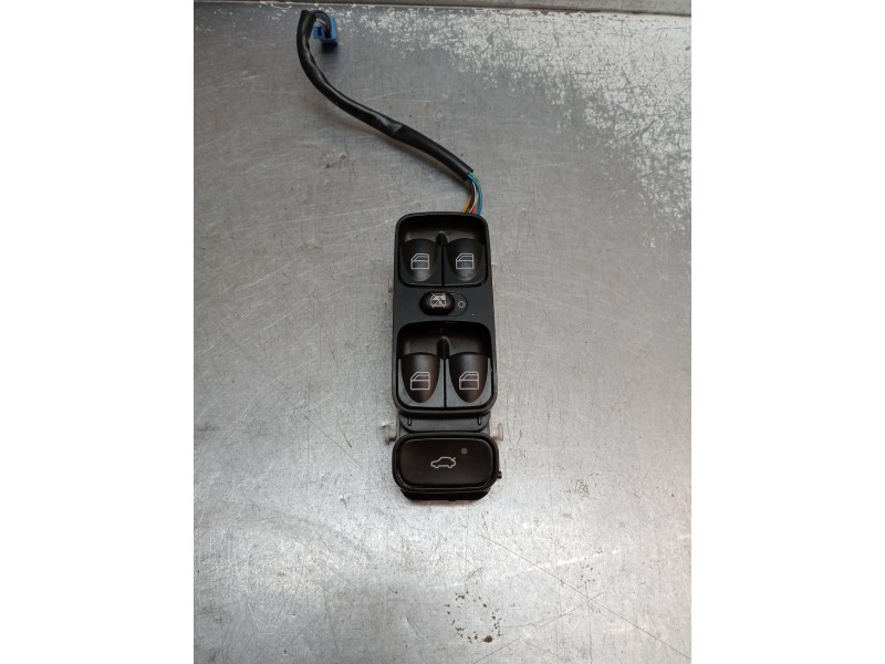 Recambio de mando elevalunas delantero izquierdo para mercedes-benz clase c (w203) c 200 kompressor (203.045) referencia OEM IAM