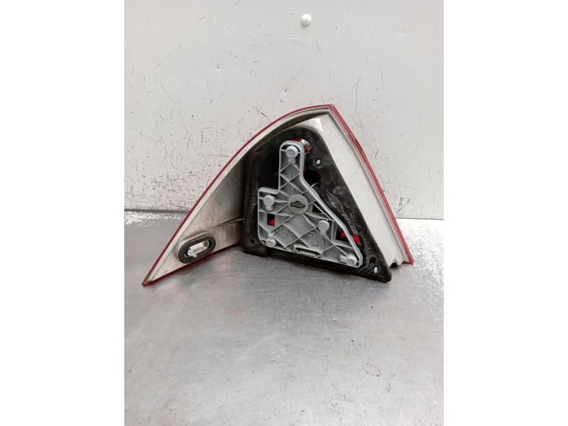 Recambio de piloto trasero derecho para mercedes-benz clase c (w203) c 200 kompressor (203.045) referencia OEM IAM   VER FOTOS