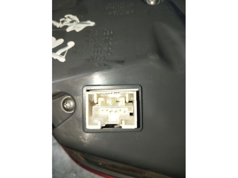 Recambio de piloto trasero derecho interior para mercedes-benz clase b sports tourer (w246, w242) b 180 cdi / d (246.212) refere