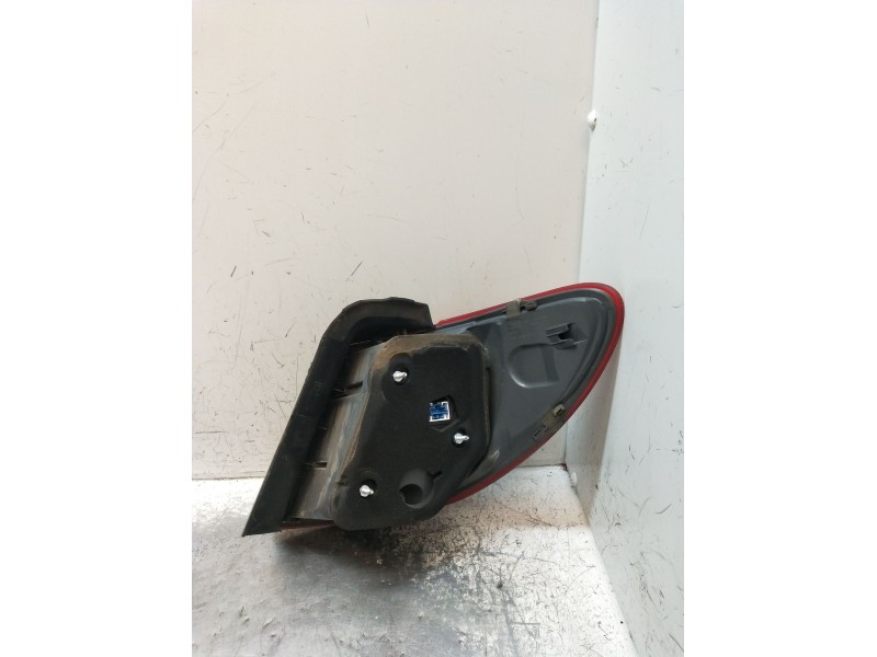 Recambio de piloto trasero izquierdo para mercedes-benz clase b sports tourer (w246, w242) b 180 cdi / d (246.212) referencia OE